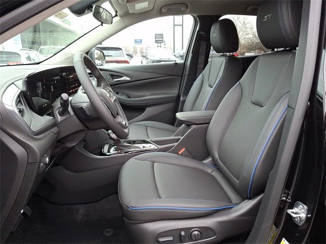 New 2026 Buick Encore GX Sport Touring w/ Comfort Package image 9