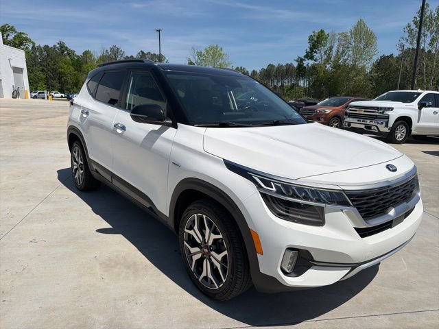 Used 2021 Kia Seltos SX image 3