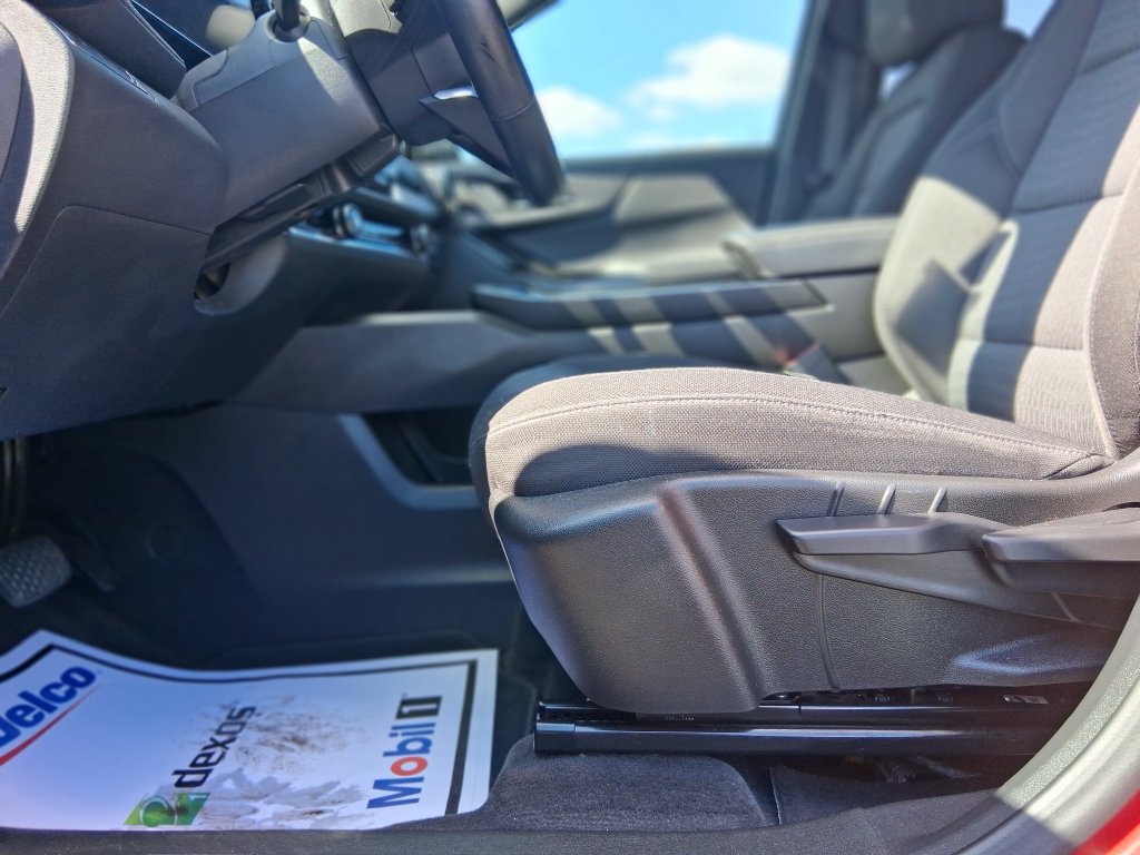 Used 2025 Chevrolet Equinox LT AWD/4WD image 21