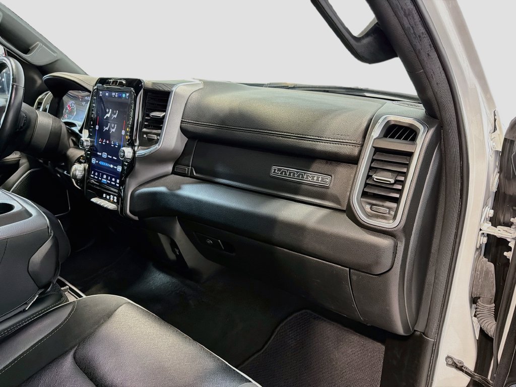Used 2023 RAM 1500 Laramie AWD/4WD image 31