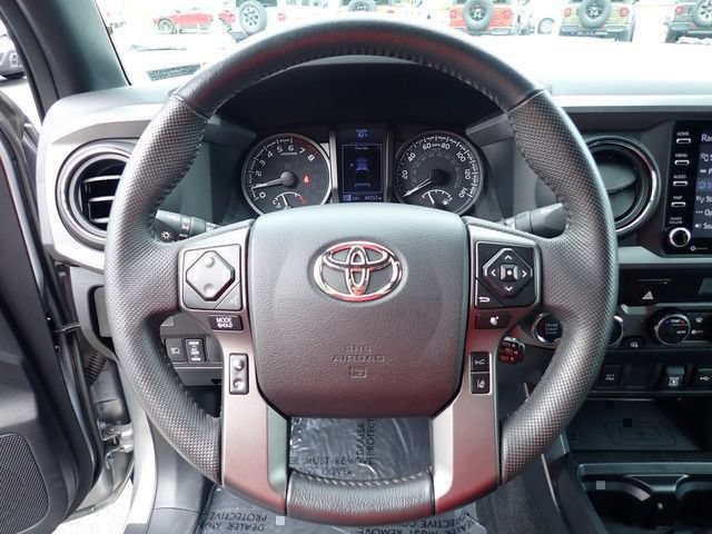 Used 2021 Toyota Tacoma TRD Sport AWD/4WD image 21