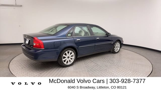 Used 2004 Volvo S80 2.5T AWD/4WD image 2
