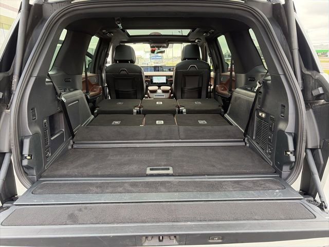 Certified 2025 Lincoln Navigator Reserve image 31