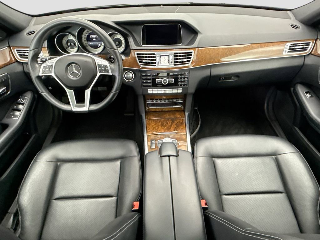 Used 2014 Mercedes-Benz E 350 4MATIC Sedan image 13