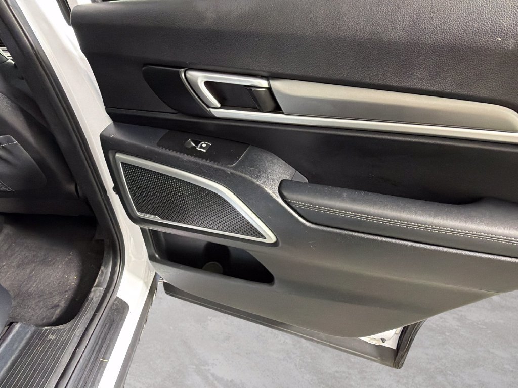 Used 2022 Kia Telluride S FWD image 37