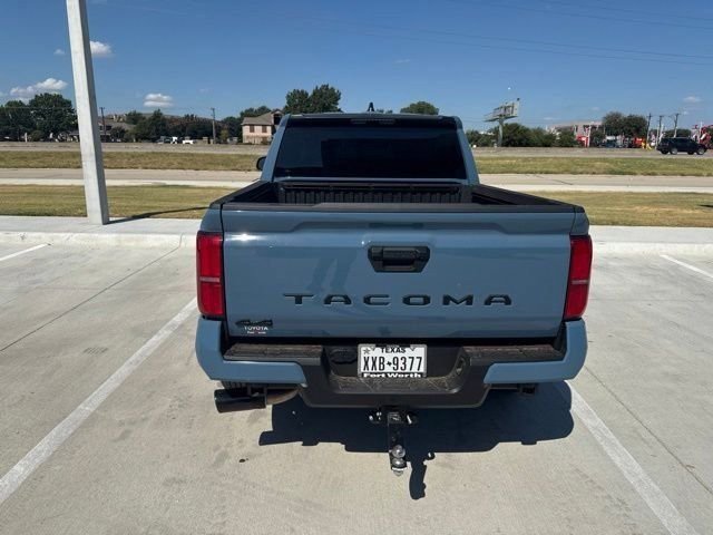 Used 2026 Toyota Tacoma SR5 AWD/4WD image 7