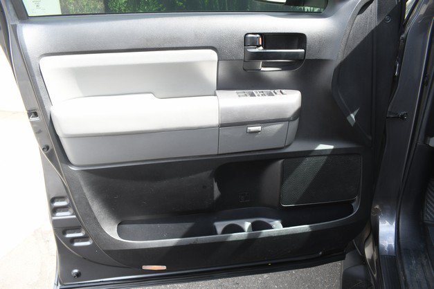 Used 2020 Toyota Sequoia SR5 AWD/4WD image 13