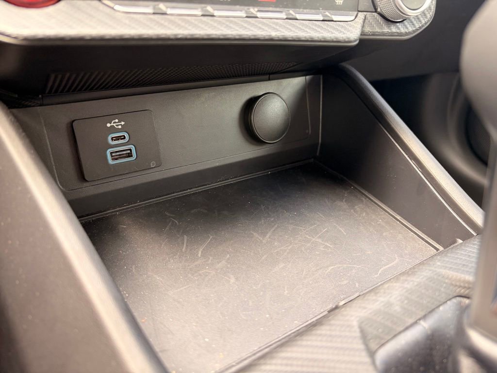 Used 2025 Ford Mustang GT RWD image 23