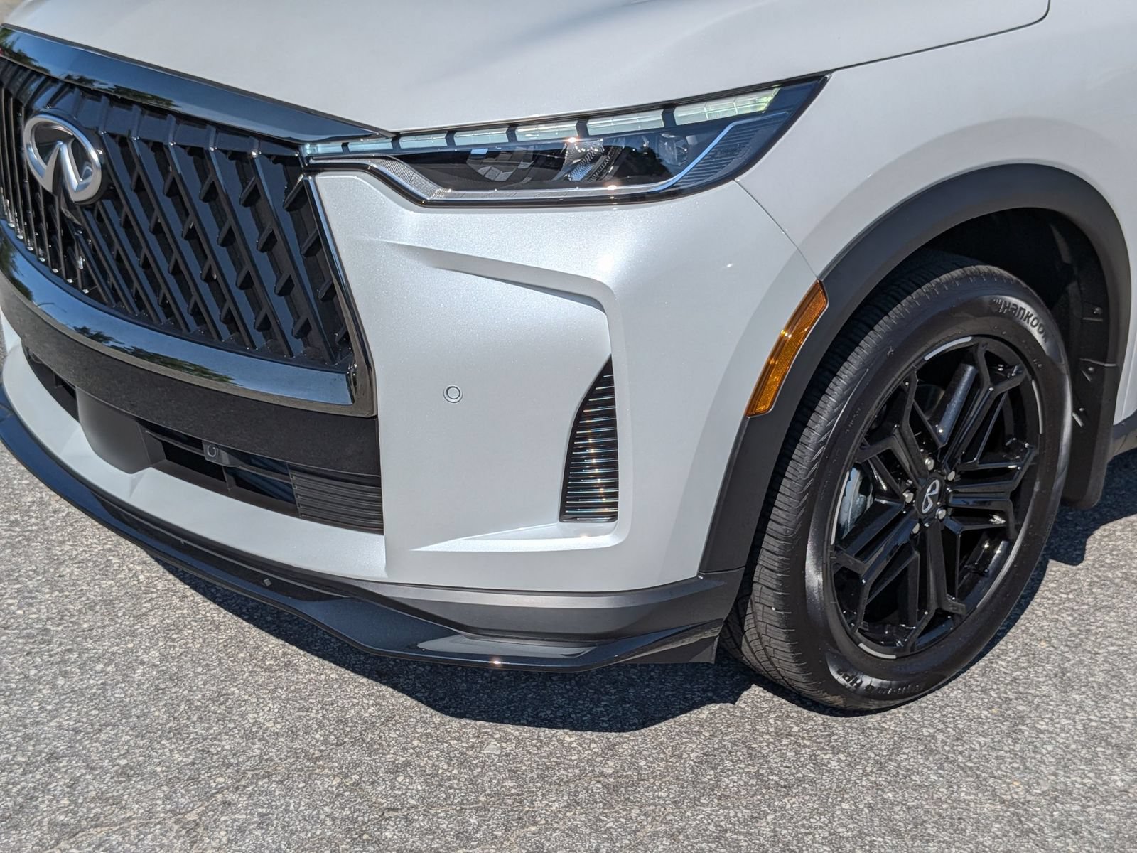 New 2027 INFINITI QX60 Sport w/ Dark Cargo Package AWD/4WD image 9