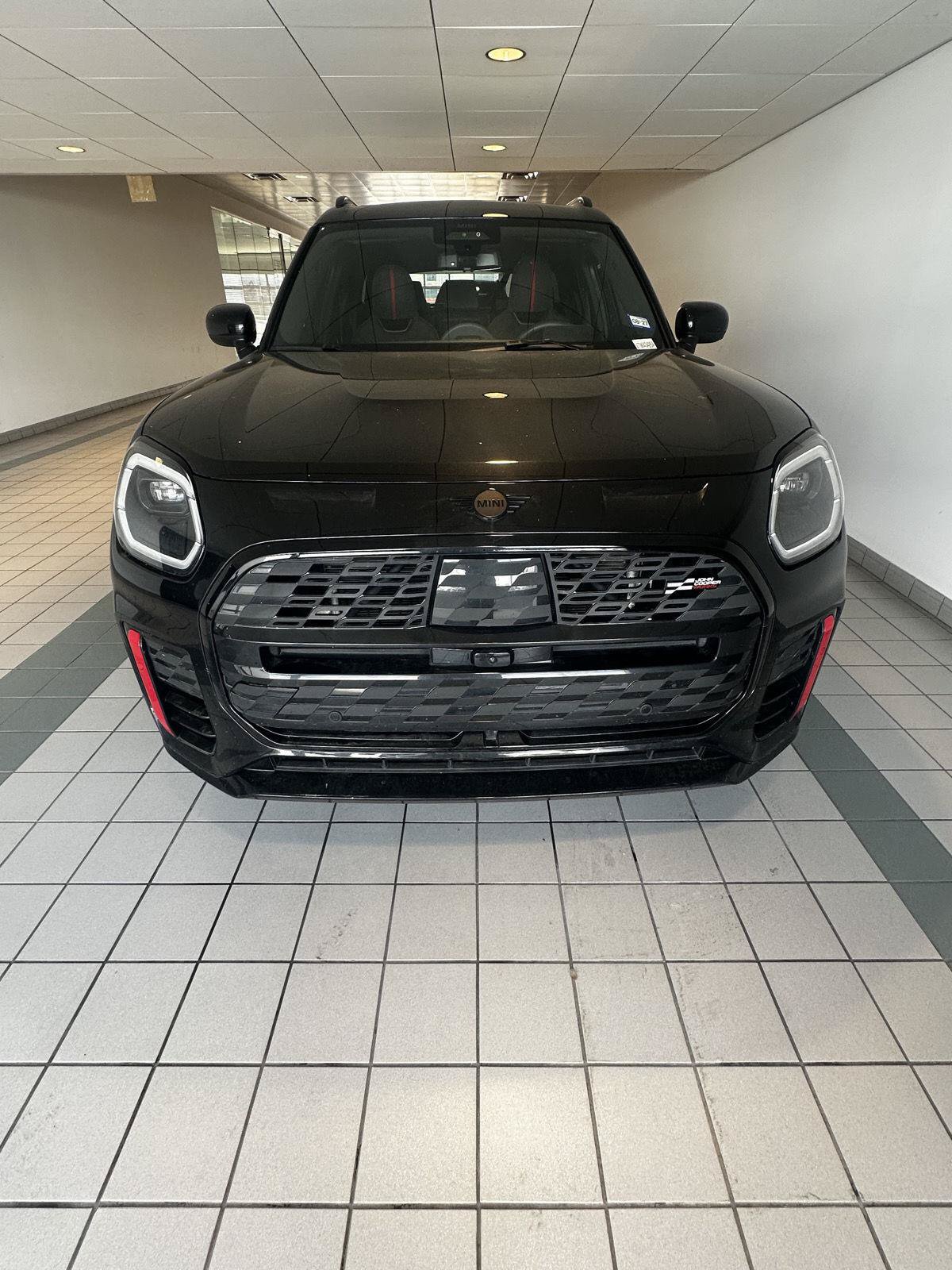 Used 2025 MINI Cooper Countryman John Cooper Works w/ Comfort Package Max AWD/4WD image 2