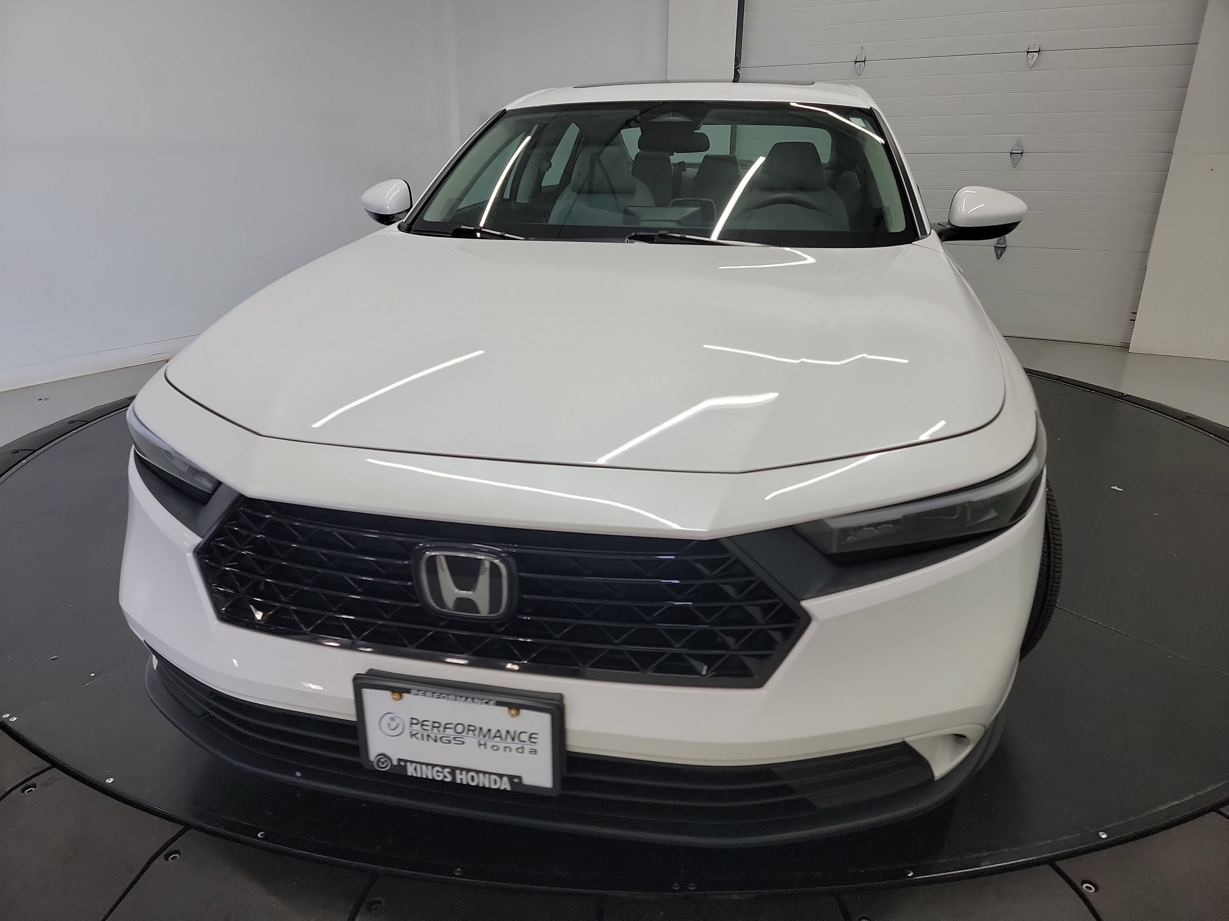 Used 2023 Honda Accord EX image 2