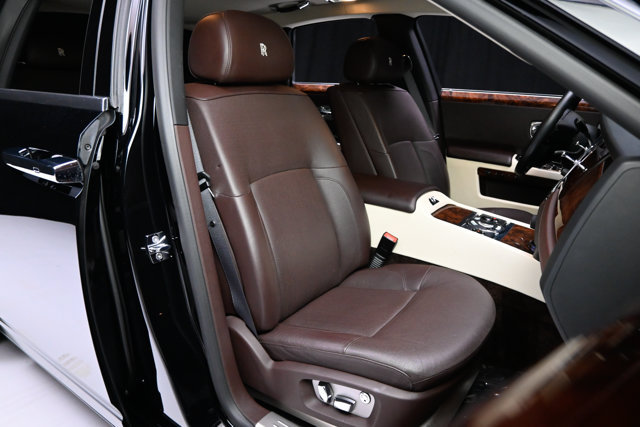 Used 2012 Rolls-Royce Ghost RWD image 10