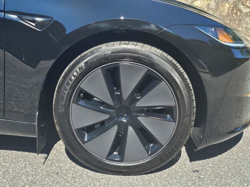 Used 2024 Tesla Model 3 Long Range AWD/4WD image 17