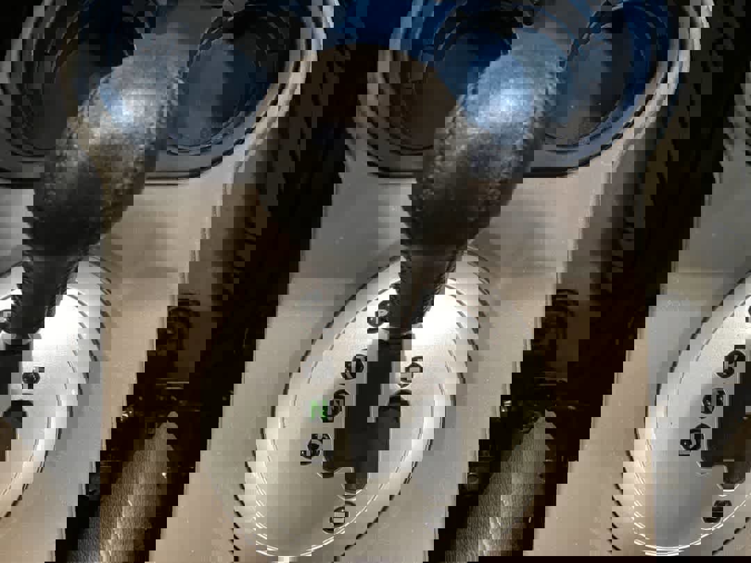 Used 2007 Mitsubishi Endeavor SE image 21