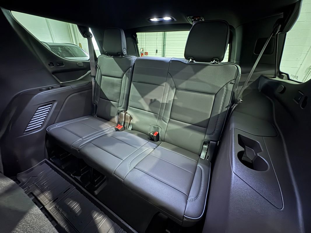 Used 2023 GMC Yukon Denali w/ LPO, Floor Liner Package AWD/4WD image 49