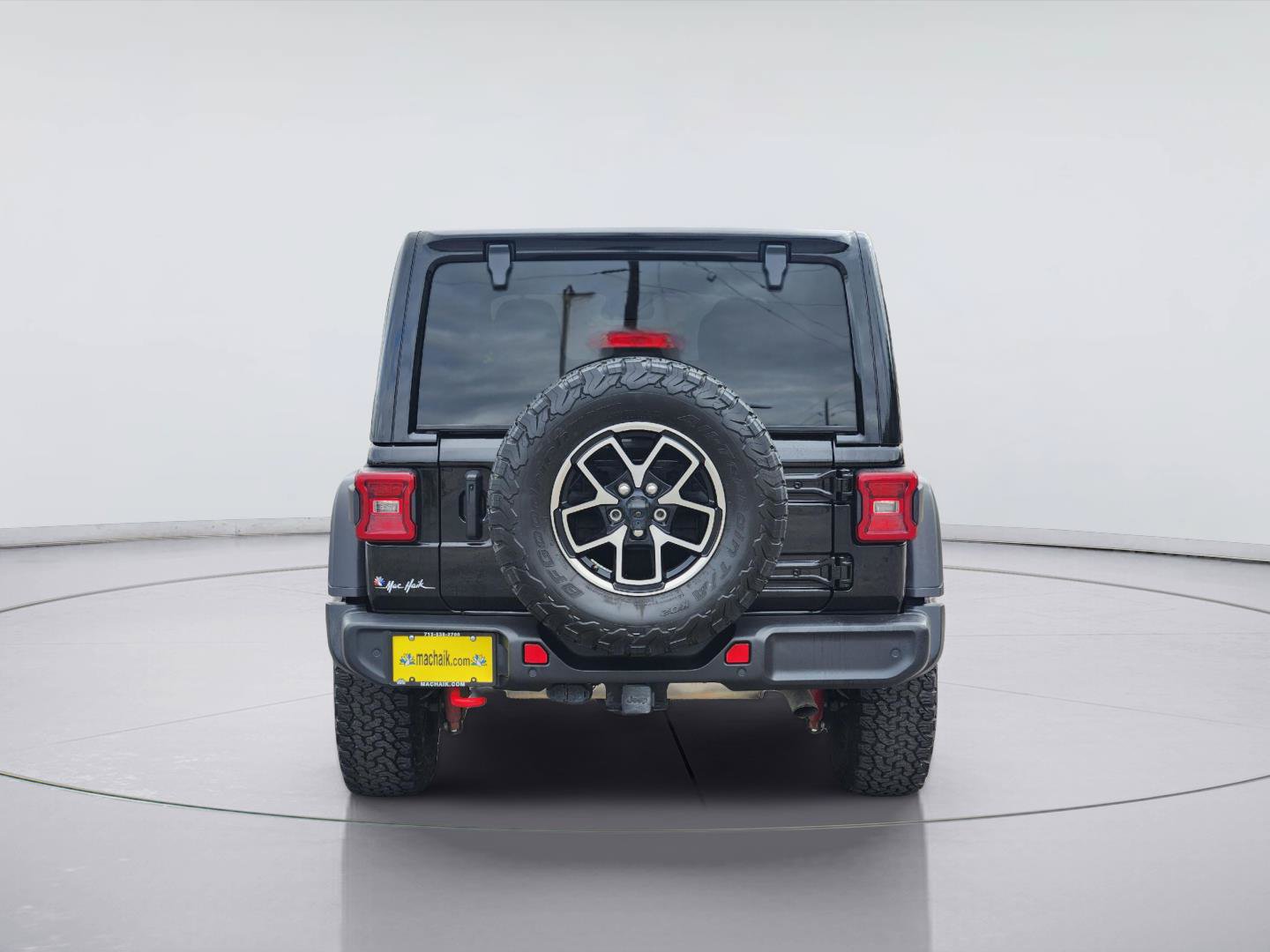 Used 2024 Jeep Wrangler Unlimited Rubicon w/ Technology Group AWD/4WD image 6