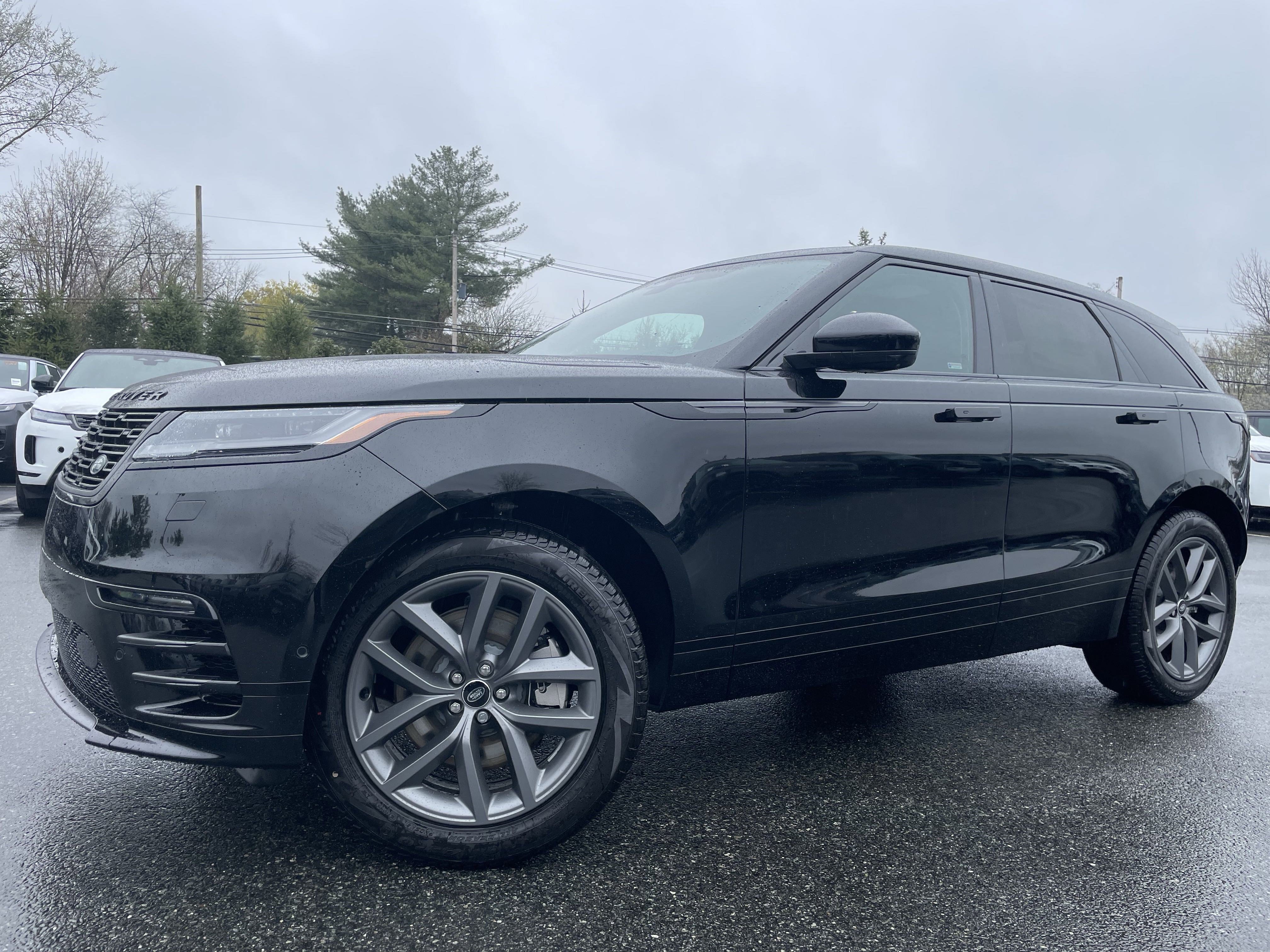 New 2026 Land Rover Range Rover Velar Dynamic SE image 35