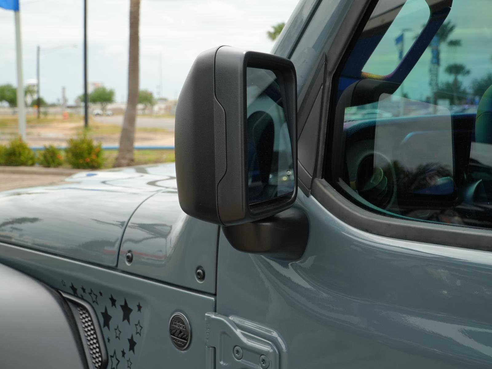 Used 2025 Jeep Wrangler Sport S image 11