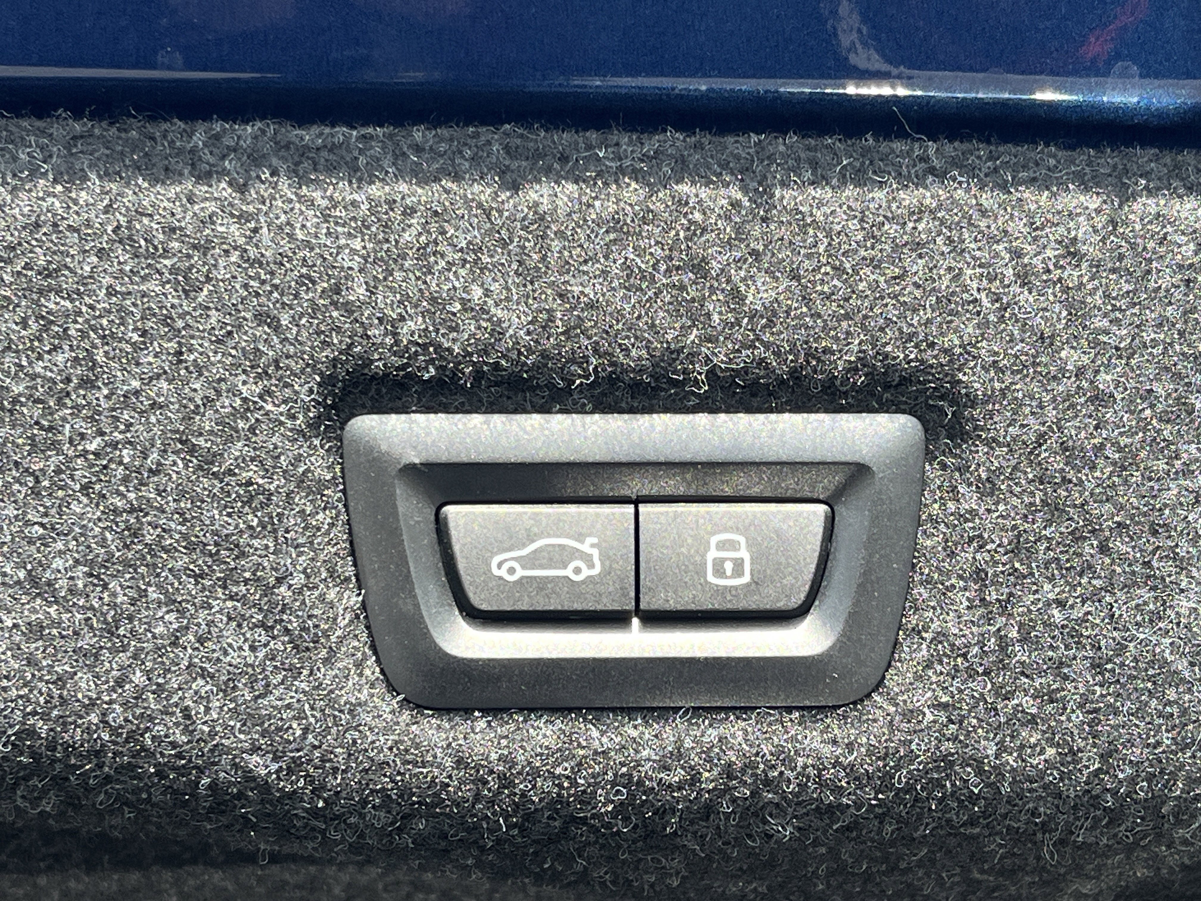 Used 2024 BMW 530i w/ Premium Package image 28