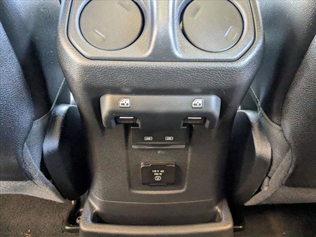 Used 2021 Jeep Wrangler Unlimited Rubicon w/ Cold Weather Group image 17