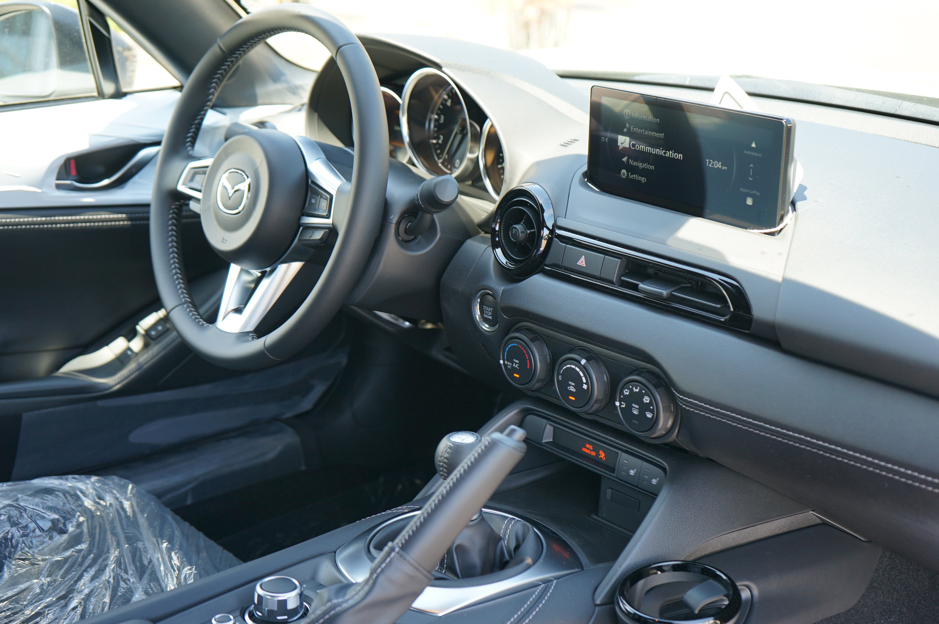 New 2025 MAZDA MX-5 Miata Club w/ Brembo/BBS Recaro Package image 9