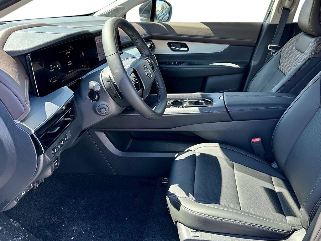 New 2026 Nissan Murano Platinum w/ Cargo Package AWD/4WD image 11