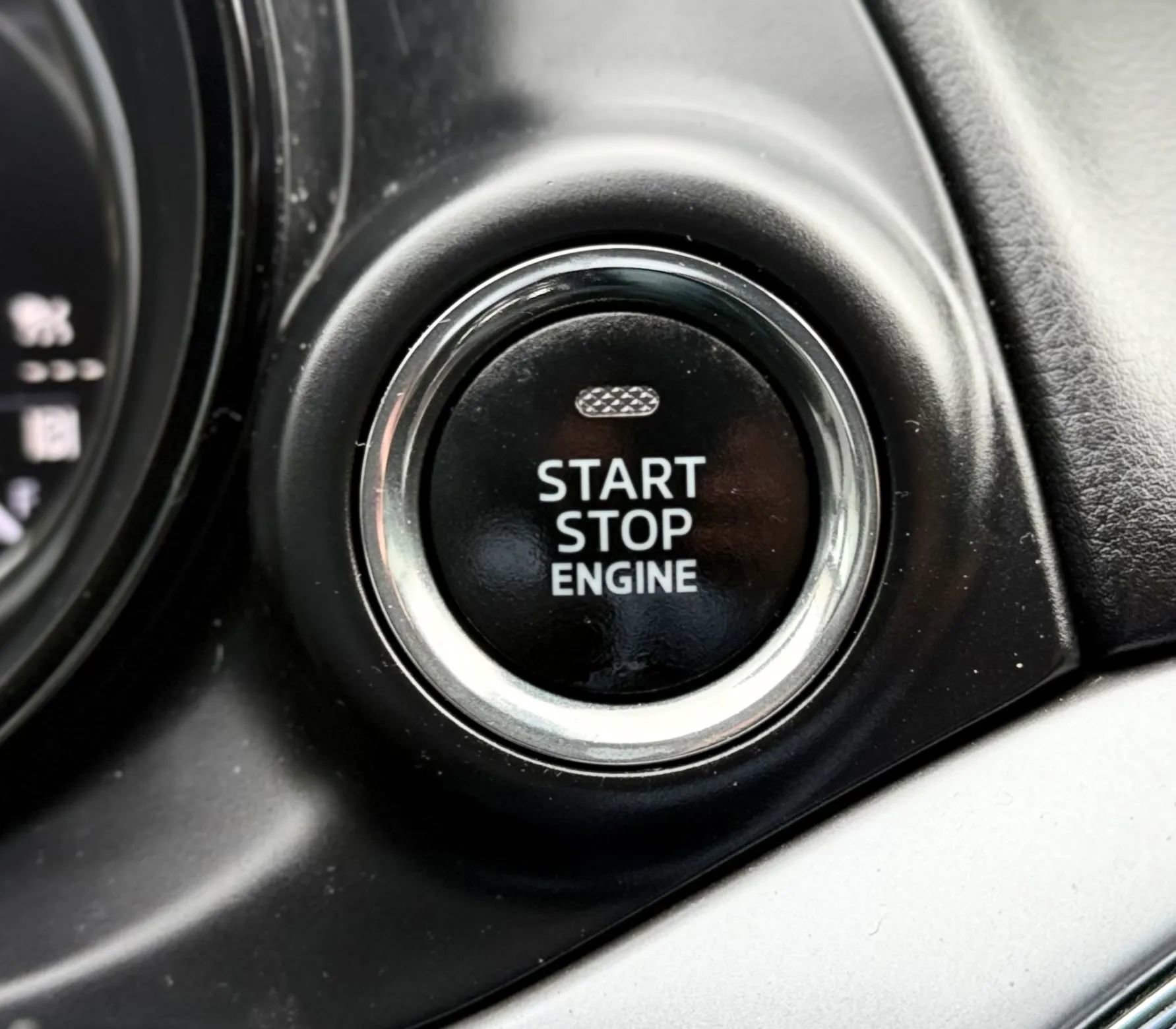 Used 2018 MAZDA CX-9 Touring image 16