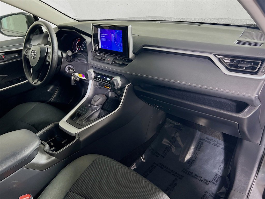 Certified 2025 Toyota RAV4 LE image 24