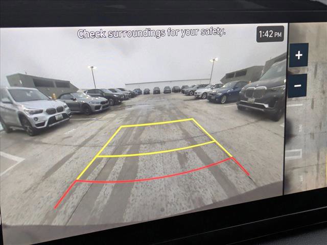 Used 2024 Hyundai Palisade Calligraphy image 12