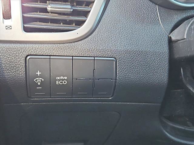 Used 2016 Hyundai Elantra GT w/ Option Group 02 image 16