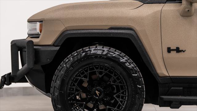 Used 2025 GMC Hummer EV 3X AWD/4WD image 18