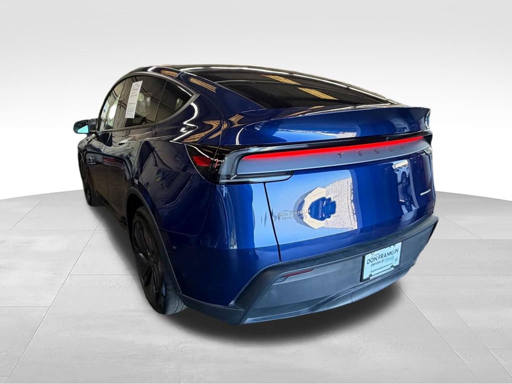 Used 2026 Tesla Model Y Long Range AWD/4WD image 3