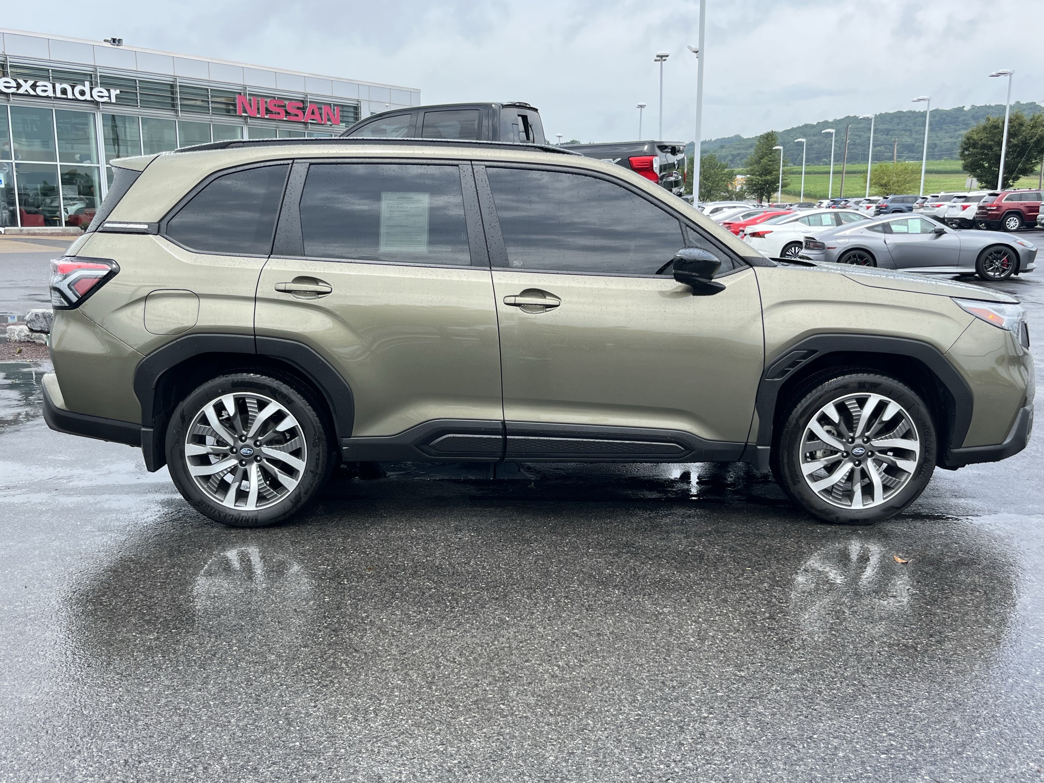 Used 2025 Subaru Forester Touring AWD/4WD video 2