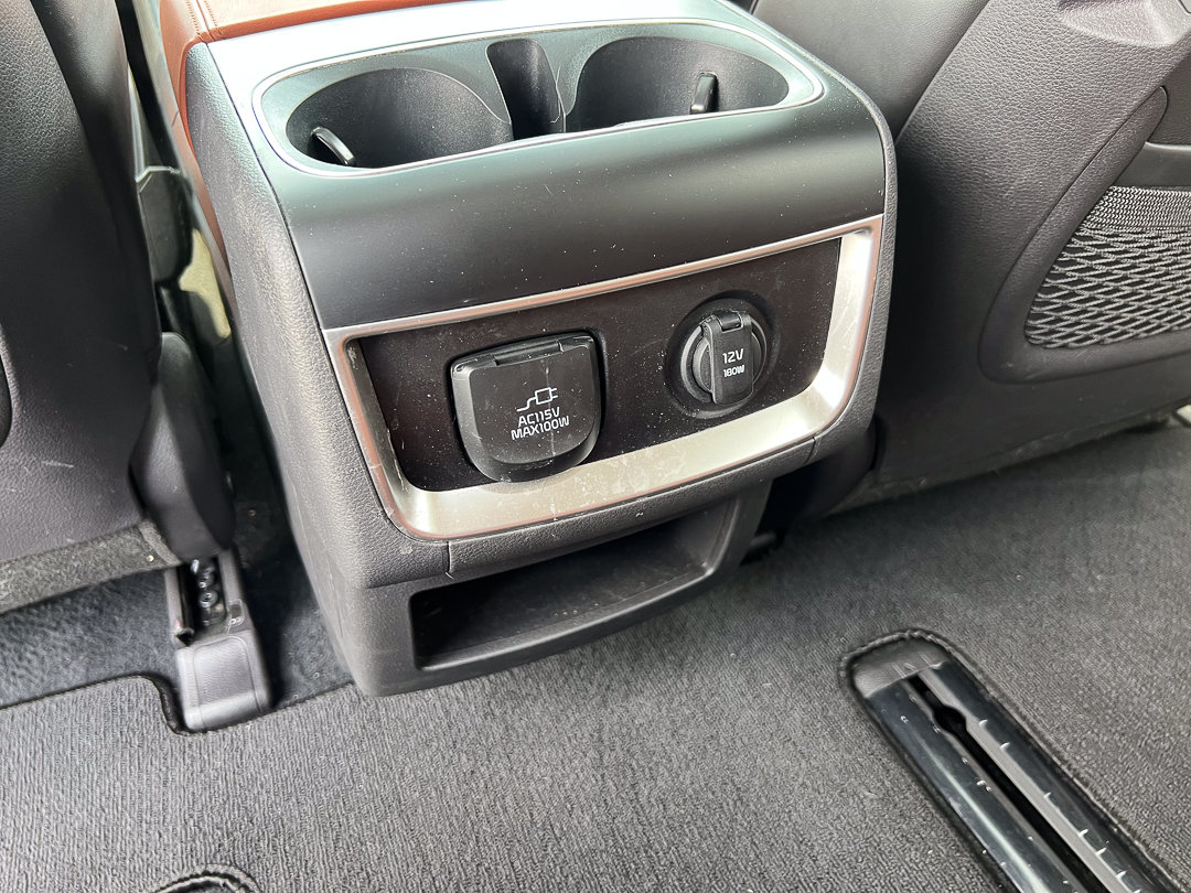Used 2026 Kia Carnival SX w/ SX Dark Edition Package FWD image 30