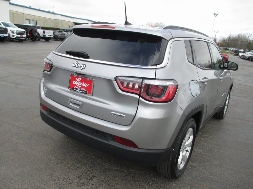 Used 2019 Jeep Compass Latitude image 5