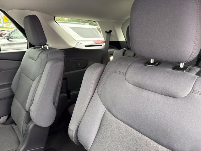 New 2026 Ford Explorer Active RWD image 22