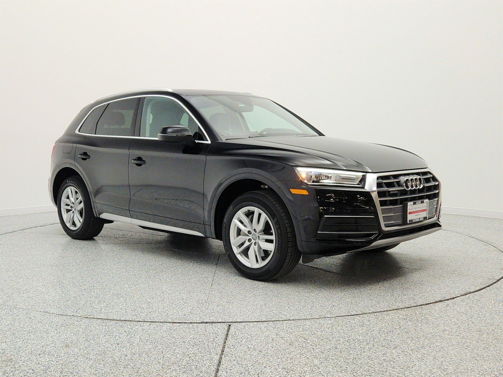 Used 2020 Audi Q5 2.0T Premium w/ Convenience Package AWD/4WD image 3