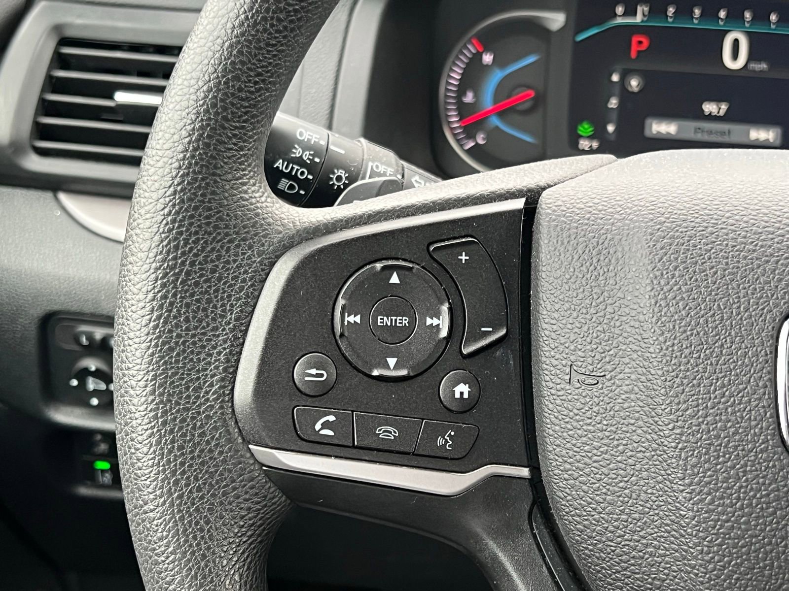 Used 2022 Honda Pilot Sport image 28