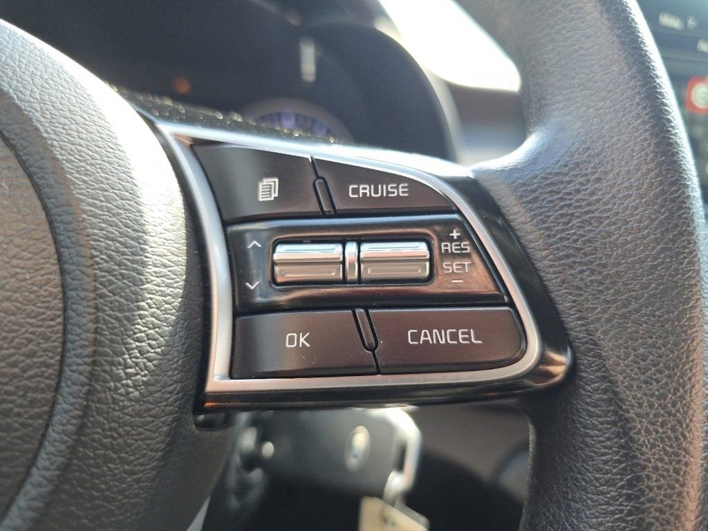 Used 2020 Kia Forte LXS FWD image 30