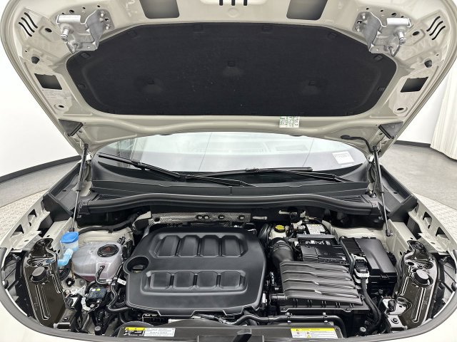 Certified 2026 Volkswagen Tiguan SE R-Line AWD/4WD image 26