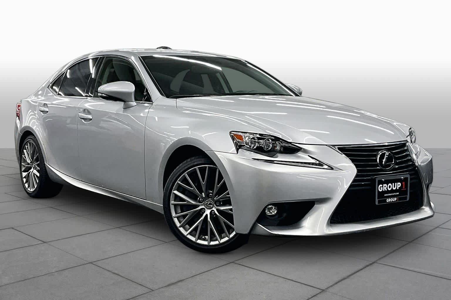 Used 2016 Lexus IS 200t w/ Navigation System Package RWD image 2