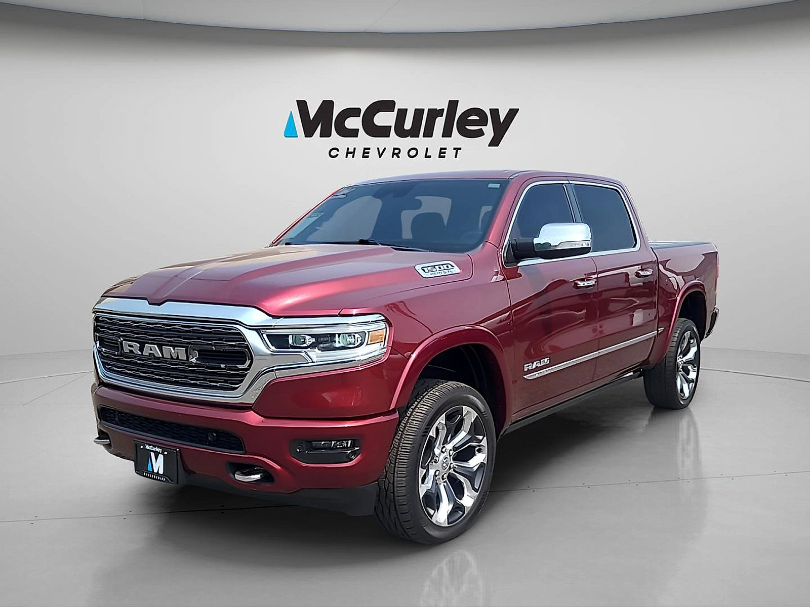 Used 2019 RAM 1500 Limited AWD/4WD image 3