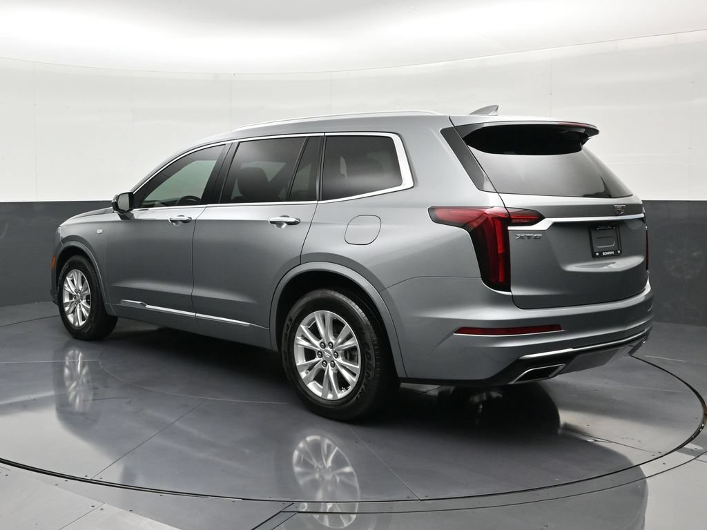 Certified 2024 Cadillac XT6 Luxury FWD image 3