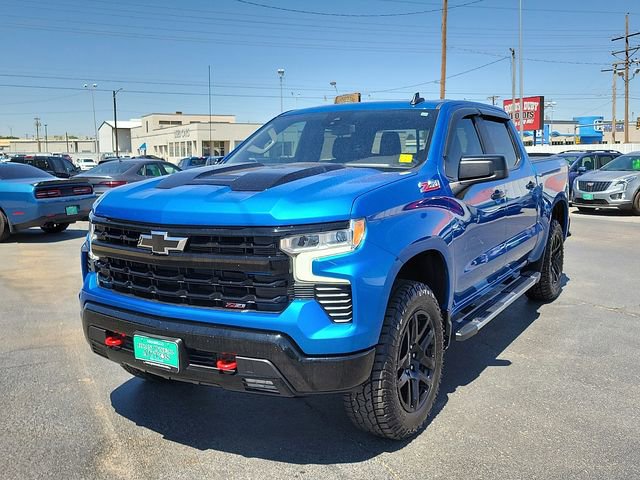 Used 2024 Chevrolet Silverado 1500 LT Trail Boss w/ Convenience Package II AWD/4WD image 7