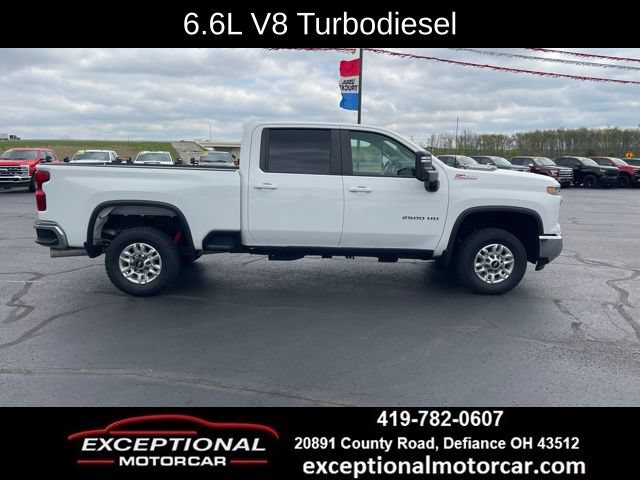 Used 2024 Chevrolet Silverado 2500 LT w/ Convenience Package AWD/4WD image 7