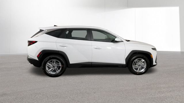 New 2026 Hyundai Tucson SE image 10