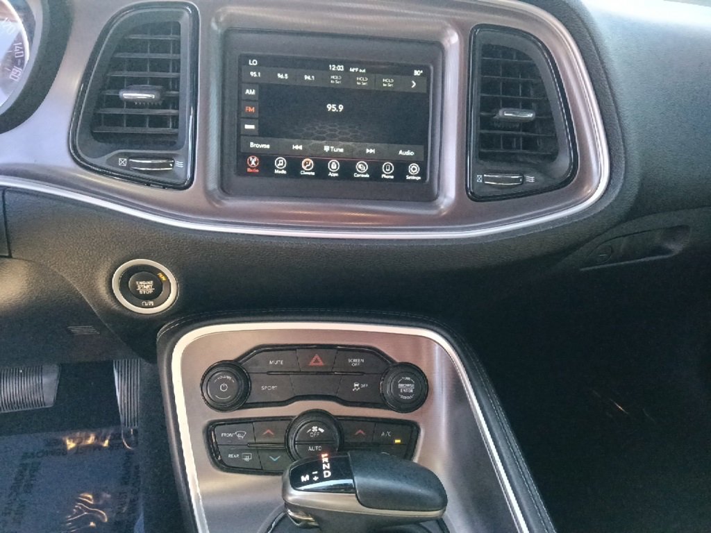 Used 2021 Dodge Challenger SXT image 22