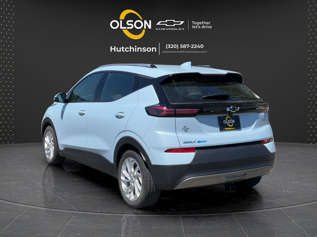 Certified 2023 Chevrolet Bolt EUV LT w/ Comfort Package FWD image 11