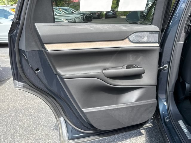 Certified 2025 Volvo EX90 Ultra AWD/4WD image 19