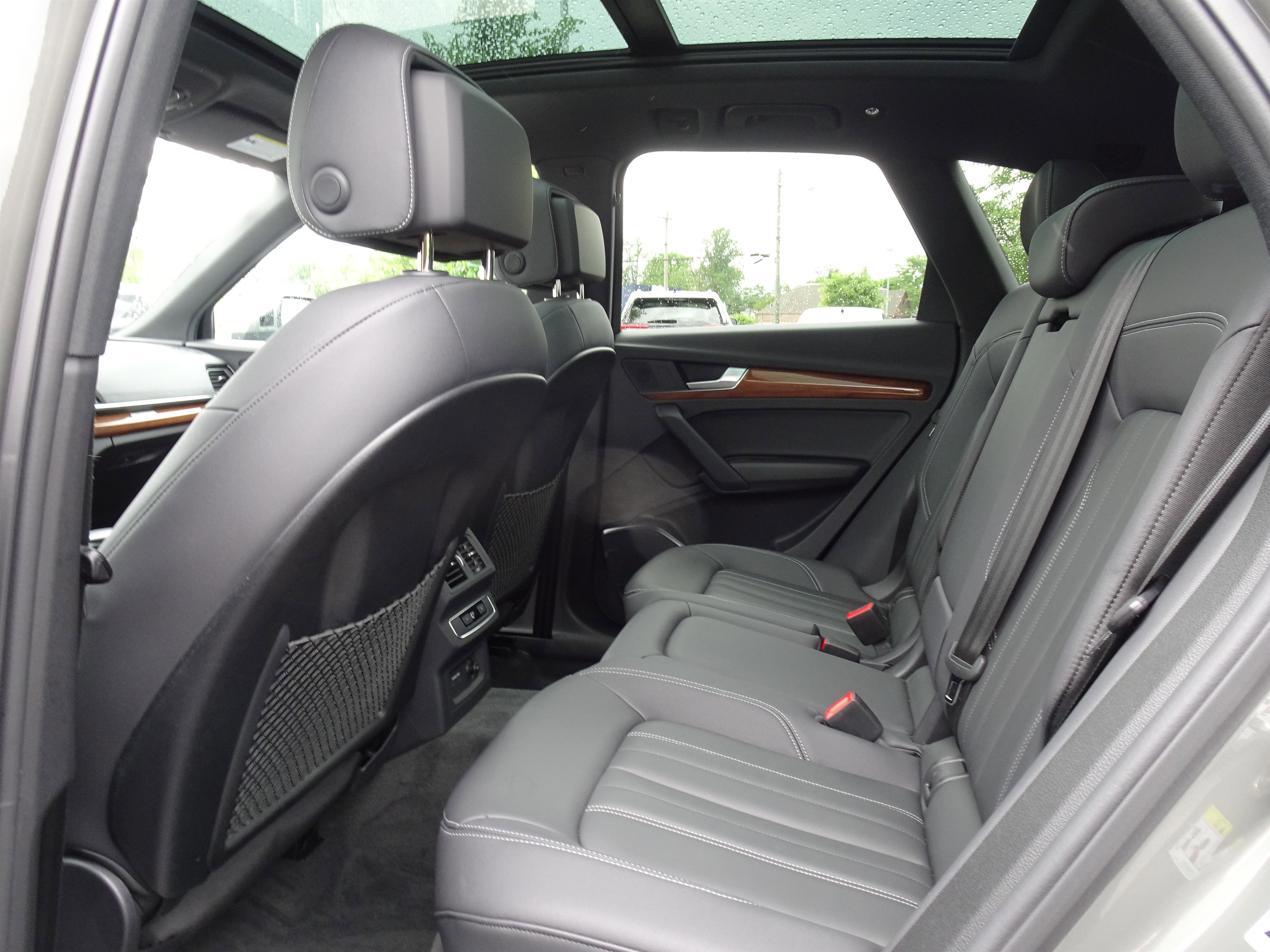 Certified 2023 Audi Q5 2.0T Premium w/ Convenience Package AWD/4WD image 11